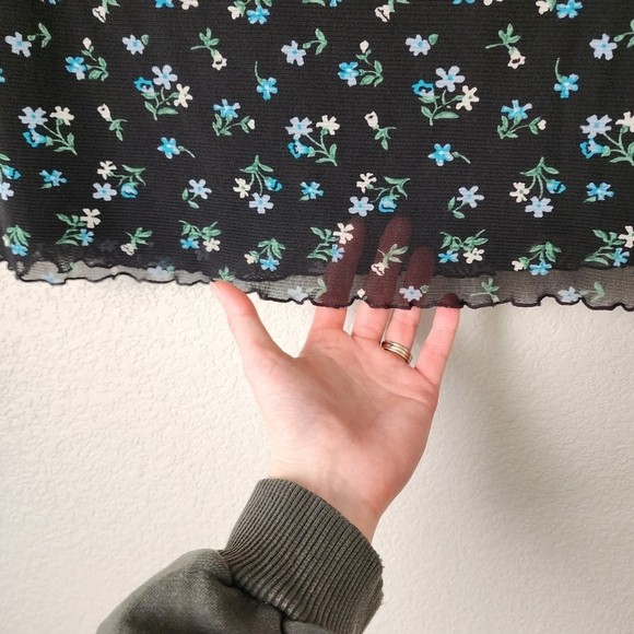 BOUTIQUE EUROPA x VINTAGE 90s mini floral sheer overlay skirt lettuce hem M - Picture 10 of 10